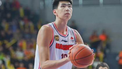 就在刚刚！21日早上，广东传来朱芳雨、杜锋和李春江的最新消息